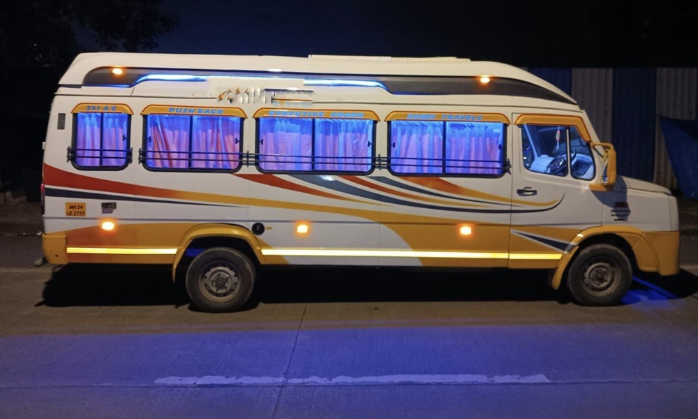 20-Seater AC Traveller